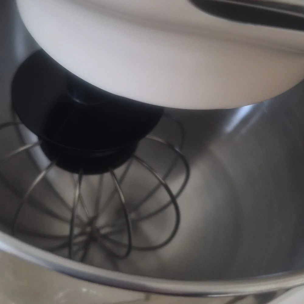 Mixer - Picture 9 of 12